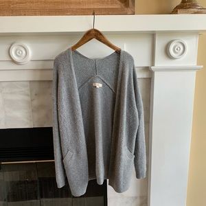 Women’s Grey Loft Sweater Size Small